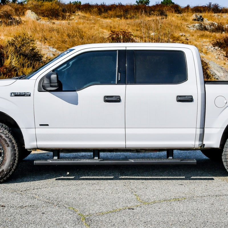 Westin Ram 15-26 Ford F-150 / 17-26 Ford F-250 & F350 Crew Cab R5 XD Nerf Step Bars - Black