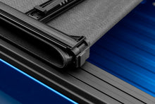 Load image into Gallery viewer, Lund 22-23 Nissan Frontier 5ft. Bed - Genesis Elite Tri-Fold Tonneau Cover - Black
