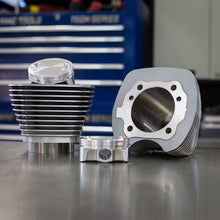 Load image into Gallery viewer, S&amp;S Cycle 99-06 BT Models 100in Sidewinder Big Bore Kit - Silver