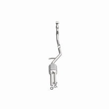 Load image into Gallery viewer, MagnaFlow Direct Fit Catalytic Converter BMW 86 91