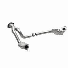 Load image into Gallery viewer, MagnaFlow Direct Fit Catalytic Converter 07-08 Escalade 6.2 Driver Side OEM