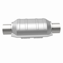 Load image into Gallery viewer, MagnaFlow Universal Catalytic Converter 2.5 inch T2 Rear