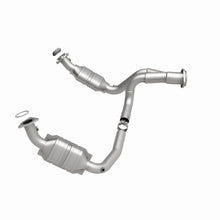 Load image into Gallery viewer, MagnaFlow Direct Fit Catalytic Converter 07-08 Escalade 6.2 Driver Side OEM