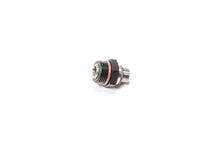 Load image into Gallery viewer, Radium Engineering 8AN ORB to 6AN ORB Swivel Union Fitting