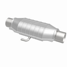 Load image into Gallery viewer, MagnaFlow Universal Catalytic Converter 2.5 inch T2 Rear