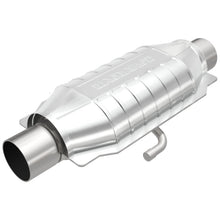 Load image into Gallery viewer, MagnaFlow Universal Catalytic Converter 2.5 inch T2 Rear