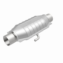 Load image into Gallery viewer, MagnaFlow Universal Catalytic Converter 2.5 inch T2 Rear
