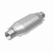 Load image into Gallery viewer, MagnaFlow Universal Catalytic Converter 2.5 inch T2 Rear